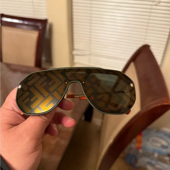 Fendi Aviator Glasses